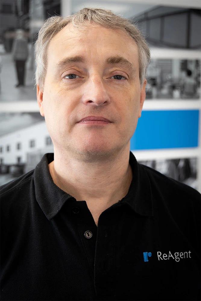 Simon C